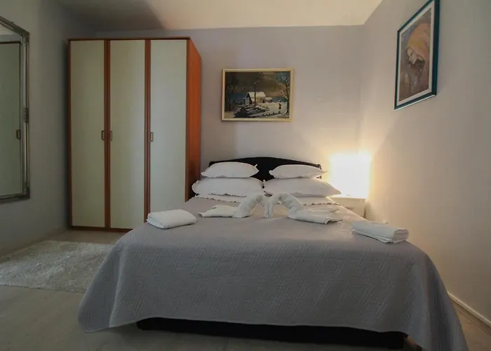 Lägenhet Alka *